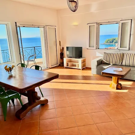 Roumers Himara Exterior photo