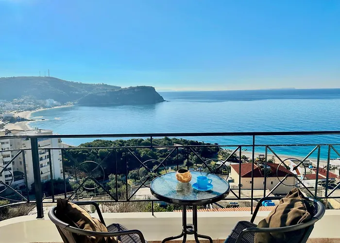 Roumers Himara