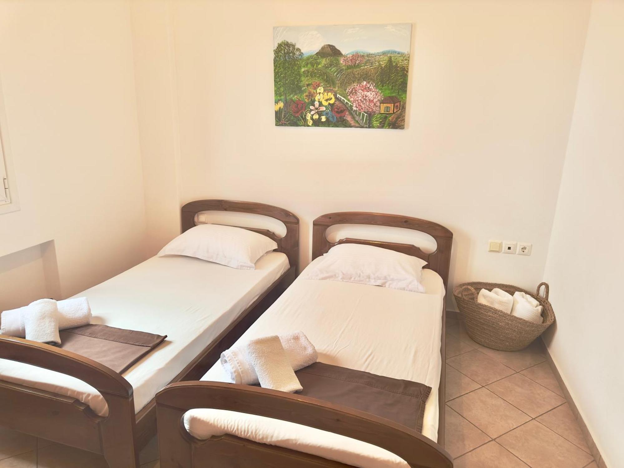 Apartment Roumers Himarë